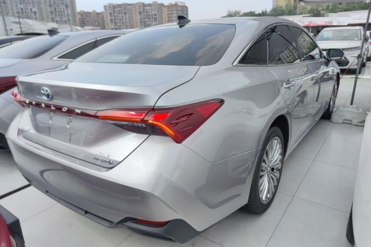 Used Toyota Avalon 2019 Dual-Engine 2.5L XLE Prestige Version China VI Standard Rear Right 45 Deg