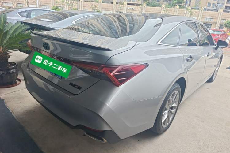 Used Toyota Avalon 2019 2.0L Luxury Edition China VI Standard Rear Right 45 Deg