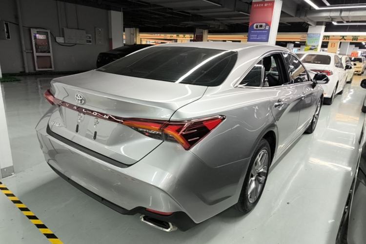 Used Toyota Avalon 2019 2.0L Luxury Edition China VI Standard Rear Right 45 Deg