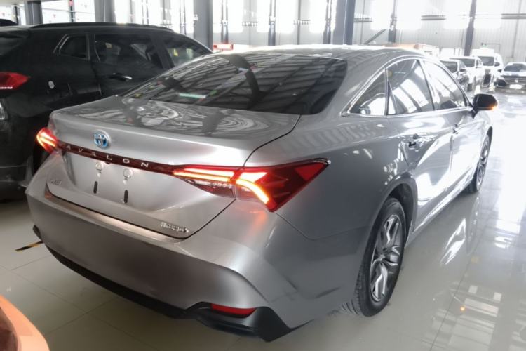 Used Toyota Avalon 2019 Dual-Engine 2.5L Luxury Edition China VI Standard Rear Right 45 Deg
