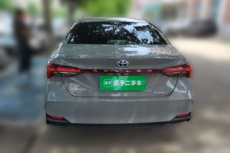 Used Toyota Avalon 2019 Dual-Engine 2.5L Luxury Edition China VI Standard Rear