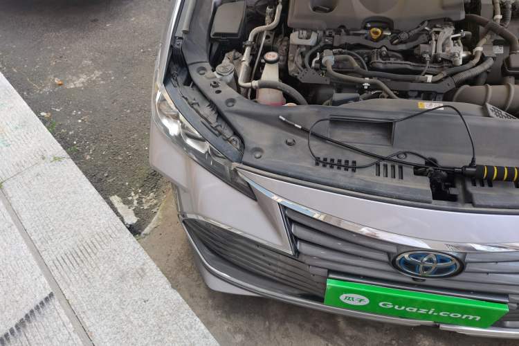 Used Toyota Avalon 2019 Dual-Engine 2.5L XLE Prestige Version China VI Standard Right Front Headlight