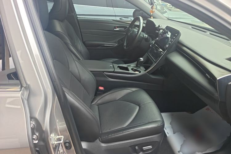 Used Toyota Avalon 2019 2.0L Luxury Edition China VI Standard Right Front Seat