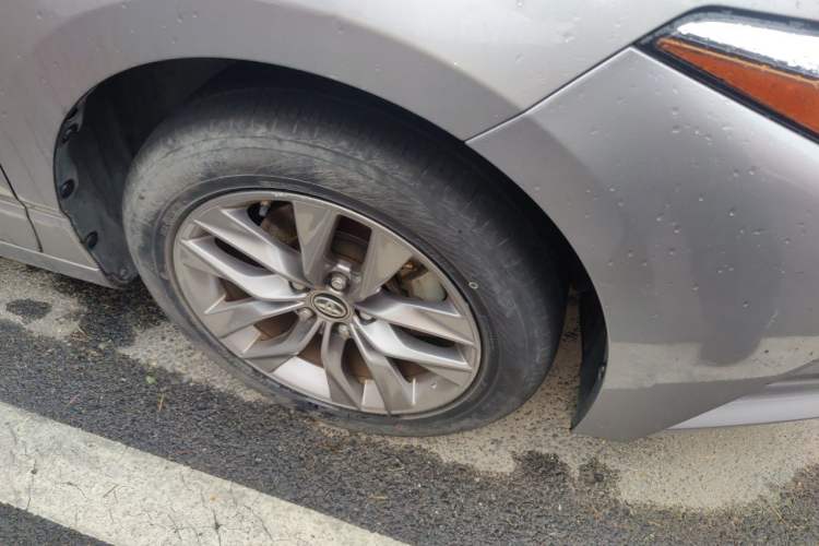Used Toyota Avalon 2019 Dual-Engine 2.5L Luxury Edition China VI Standard Right Front Wheel Hub