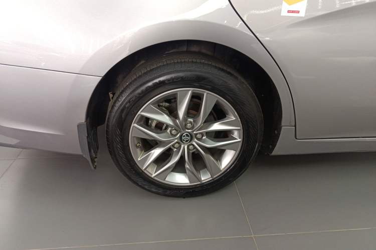 Used Toyota Avalon 2019 Dual-Engine 2.5L Luxury Edition China VI Standard Right Rear Wheel Hub