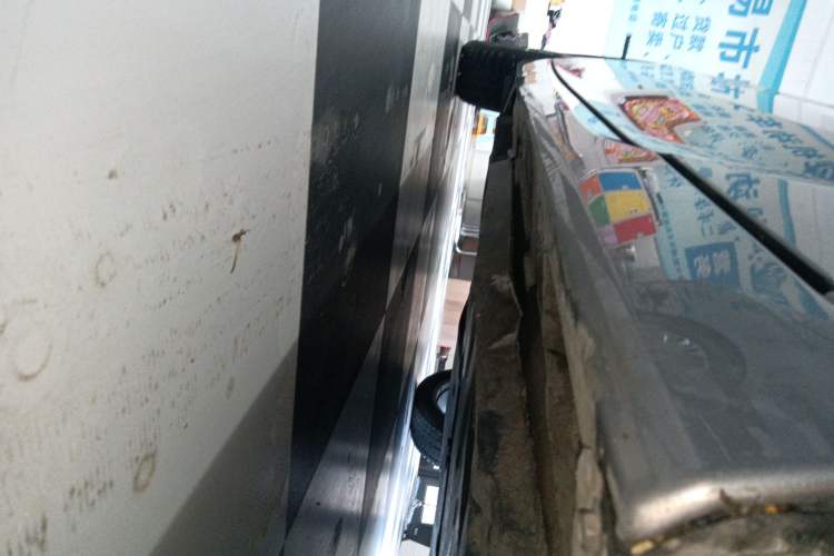 Used Toyota Avalon 2019 2.0L Ambition Edition China VI Right Side Sill