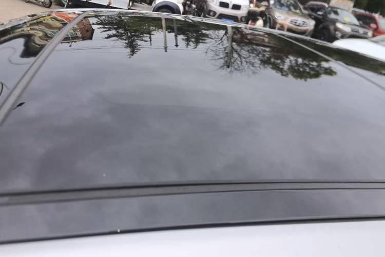 Used Toyota Avalon 2019 2.5L Touring Premium Version China VI Standard Roof