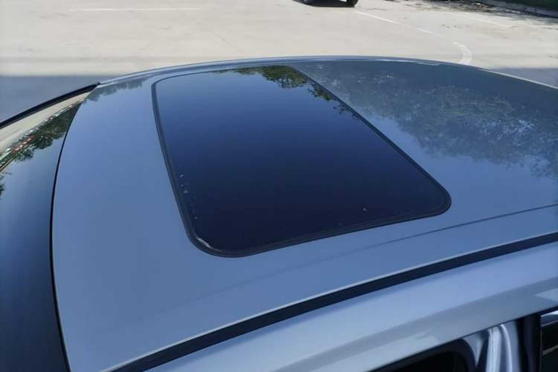 Used Toyota Avalon 2019 2.0L Luxury Edition China VI Standard Roof