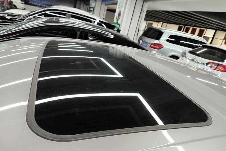 Used Toyota Avalon 2019 2.0L Luxury Edition China VI Standard Roof