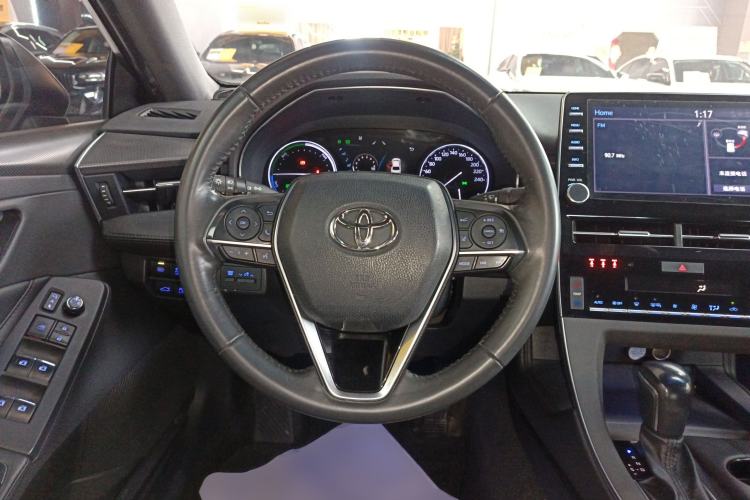 Used Toyota Avalon 2019 Dual-Engine 2.5L Luxury Edition China VI Standard Steering Wheel