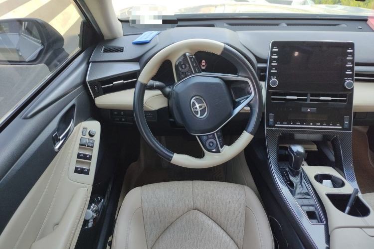 Used Toyota Avalon 2019 Dual-Engine 2.5L Luxury Edition China VI Standard Steering Wheel