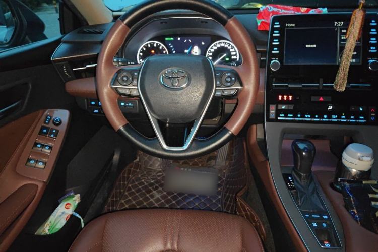 Used Toyota Avalon 2019 2.5L Touring Premium Version China VI Standard Steering Wheel