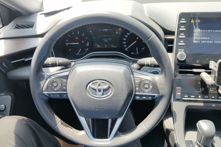Used Toyota Avalon 2019 2.0L Luxury Edition China VI Standard Steering Wheel