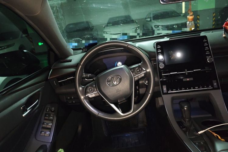 Used Toyota Avalon 2019 2.0L Luxury Edition China VI Standard Steering Wheel