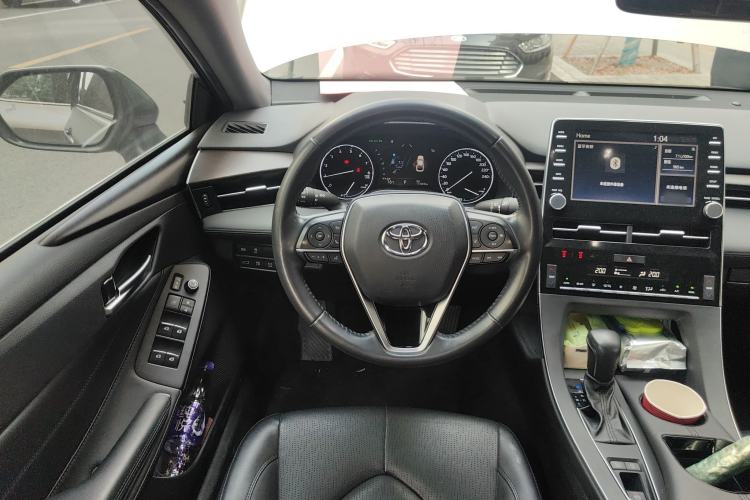Used Toyota Avalon 2019 2.0L XLE Premium Edition China VI Steering Wheel