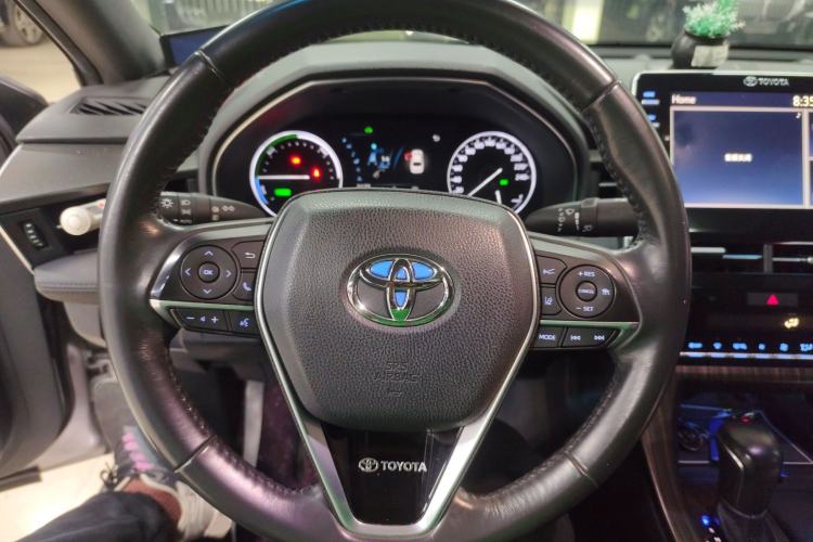 Used Toyota Avalon 2019 Dual-Engine 2.5L Luxury Edition China VI Standard Steering Wheel