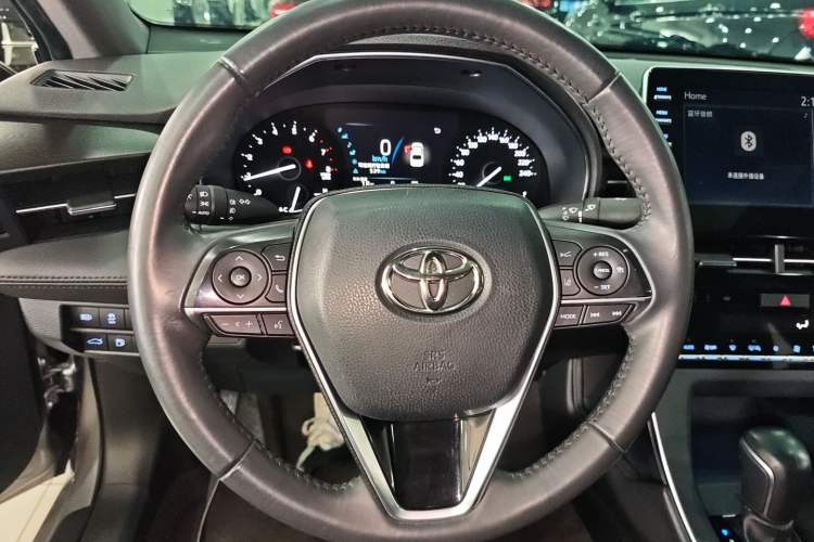 Used Toyota Avalon 2019 2.0L Luxury Edition China VI Standard Steering Wheel
