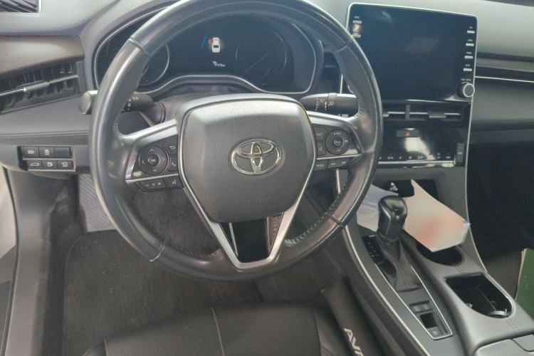 Used Toyota Avalon 2019 2.0L XLE Premium Edition China VI Steering Wheel