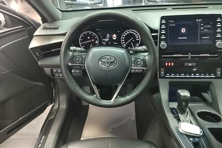 Used Toyota Avalon 2019 2.0L XLE Premium Edition China VI Steering Wheel