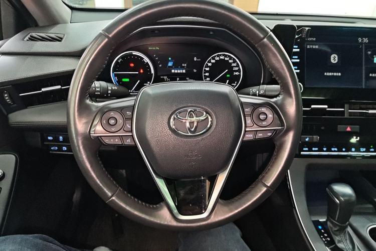 Used Toyota Avalon 2019 Dual-Engine 2.5L XLE Prestige Version China VI Standard Steering Wheel