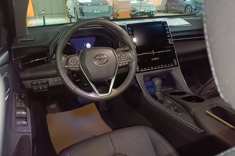 Used Toyota Avalon 2019 2.0L XLE Premium Edition China VI Steering Wheel