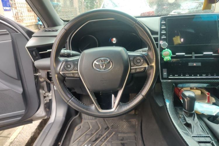 Used Toyota Avalon 2019 Dual-Engine 2.5L Luxury Edition China VI Standard Steering Wheel