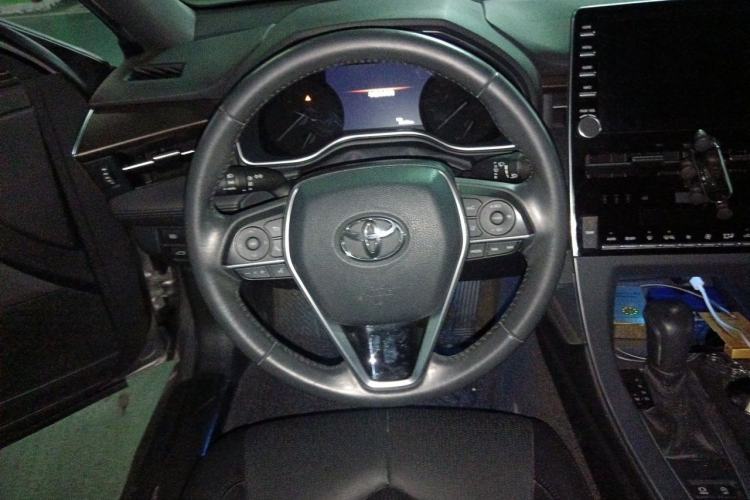 Used Toyota Avalon 2019 2.0L Luxury Edition China VI Standard Steering Wheel