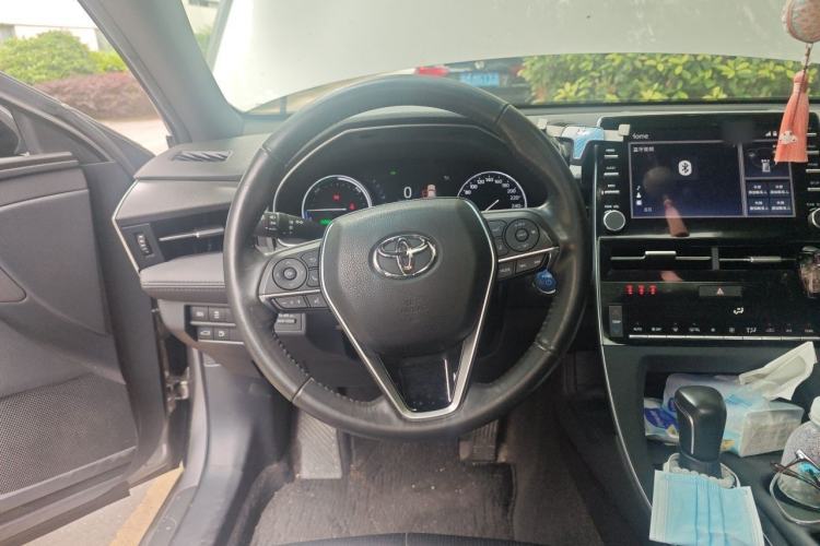 Used Toyota Avalon 2019 Dual-Engine 2.5L Luxury Edition China VI Standard Steering Wheel