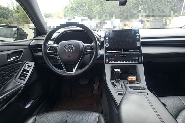 Used Toyota Avalon 2019 Dual-Engine 2.5L XLE Prestige Version China VI Standard Steering Wheel