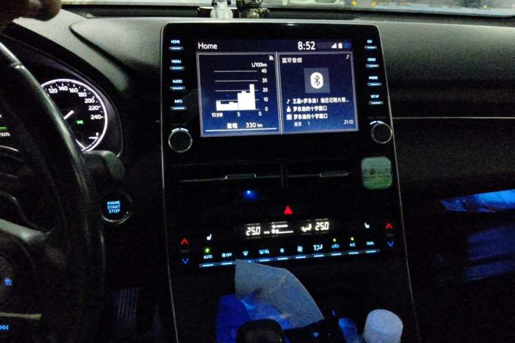 Used Toyota Avalon 2019 2.5L Touring Premium Version China VI Standard Audio And AC Panel
