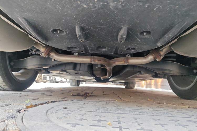 Used Toyota Avalon 2019 2.0L XLE Premium Edition China VI Chassis Rear