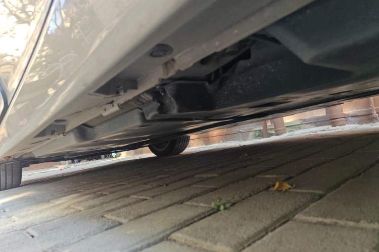 Used Toyota Avalon 2019 2.0L XLE Premium Edition China VI Chassis Rear Left