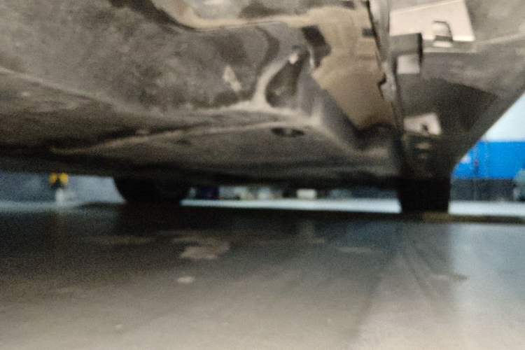Used Toyota Avalon 2019 2.5L Touring Premium Version China VI Standard Chassis Rear Right