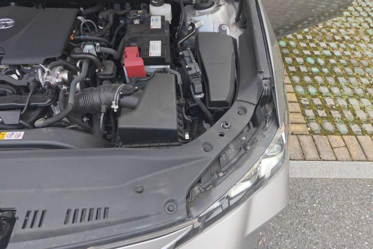 Used Toyota Avalon 2019 2.0L Luxury Edition China VI Standard Engine Bay Left