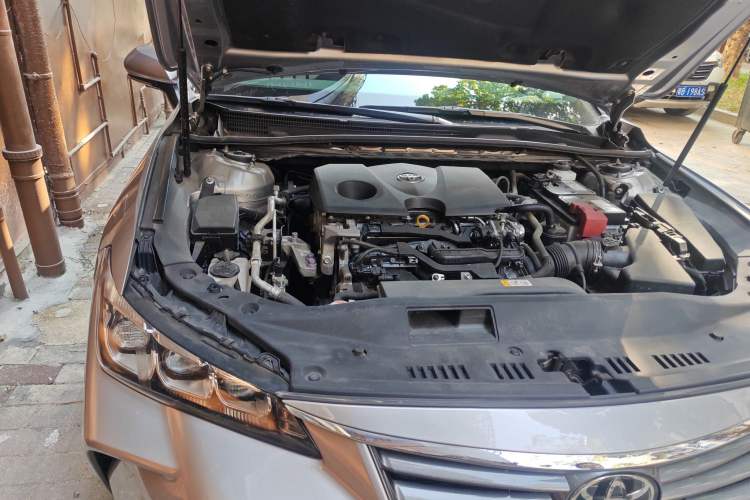 Used Toyota Avalon 2019 2.0L XLE Premium Edition China VI Engine Bay Right