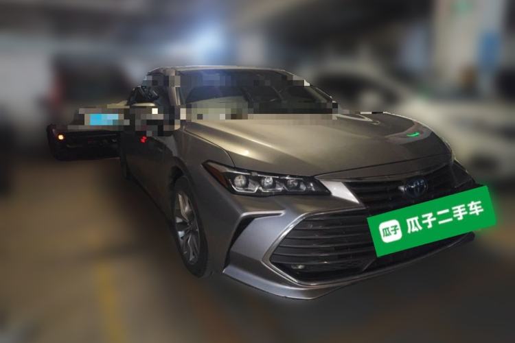 Used Toyota Avalon 2019 Dual-Engine 2.5L Luxury Edition China VI Standard Front Right 45 Deg