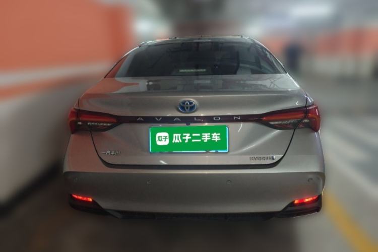 Used Toyota Avalon 2019 Dual-Engine 2.5L Luxury Edition China VI Standard Rear