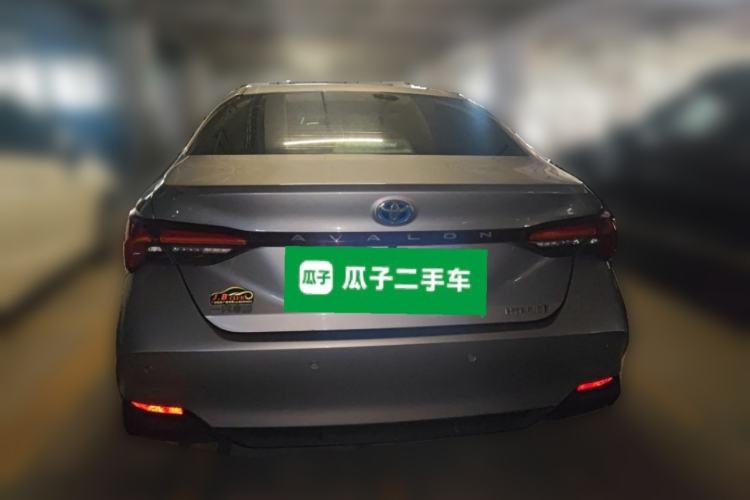 Used Toyota Avalon 2019 Dual-Engine 2.5L Luxury Edition China VI Standard Rear