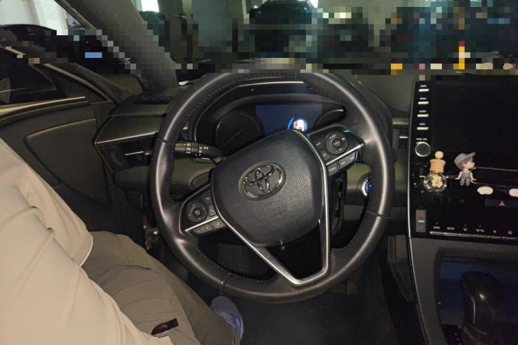 Used Toyota Avalon 2019 Dual-Engine 2.5L Luxury Edition China VI Standard Steering Wheel