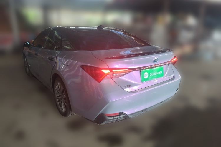 Used Toyota Avalon 2019 Dual-Engine 2.5L XLE Prestige Version China VI Standard Exterior 3