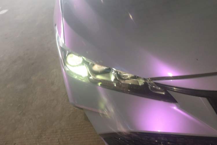 Used Toyota Avalon 2019 Dual-Engine 2.5L XLE Prestige Version China VI Standard Exterior 6