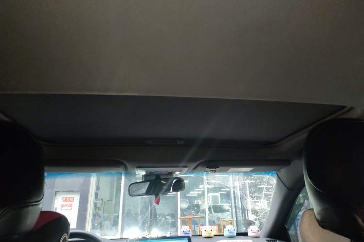 Used Toyota Avalon 2019 2.0L Ambition Edition China VI Headliner