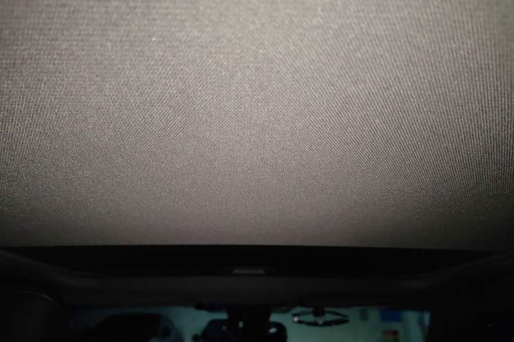 Used Toyota Avalon 2019 2.0L Luxury Edition China VI Standard Headliner