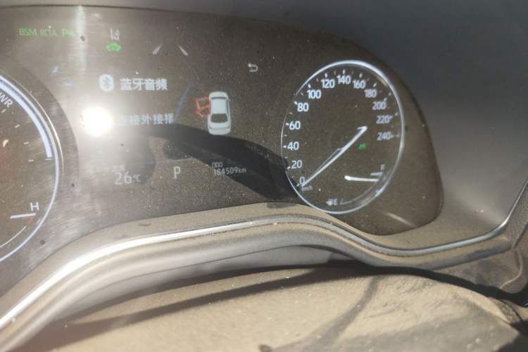 Used Toyota Avalon 2019 Dual-Engine 2.5L XLE Prestige Version China VI Standard Odometer Close Up