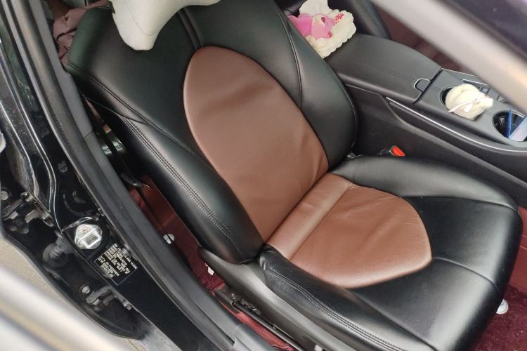 Used Toyota Avalon 2019 2.0L Ambition Edition China VI Right Front Seat