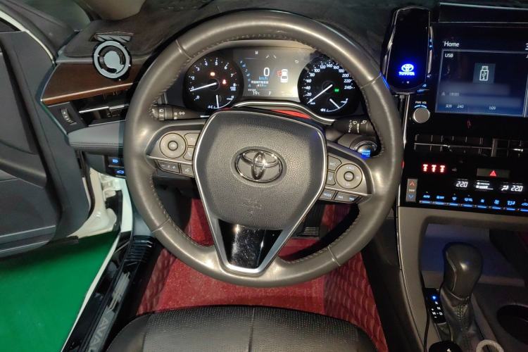 Used Toyota Avalon 2019 2.0L Luxury Edition China VI Standard Steering Wheel