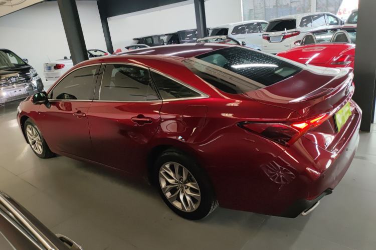 Used Toyota Avalon 2019 2.5L Ambition Version China VI Standard Exterior 3