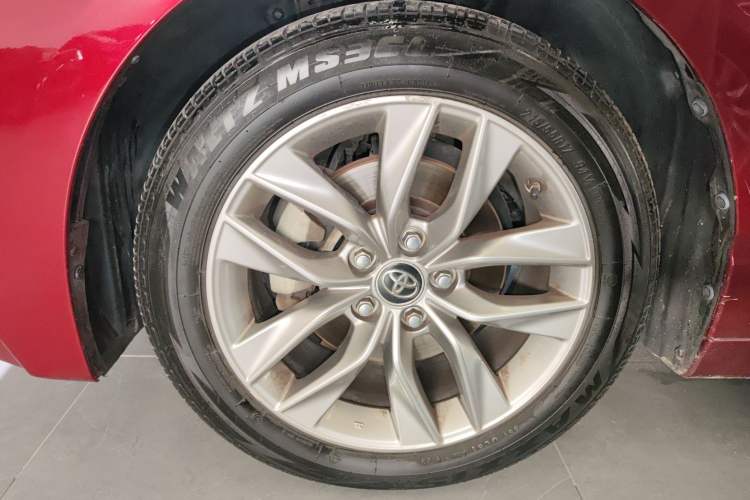 Used Toyota Avalon 2019 2.5L Ambition Version China VI Standard Exterior 7