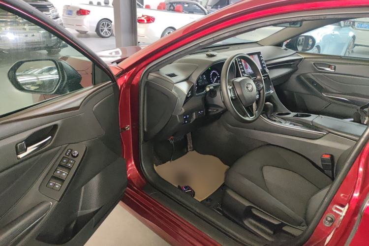 Used Toyota Avalon 2019 2.5L Ambition Version China VI Standard Interior 3