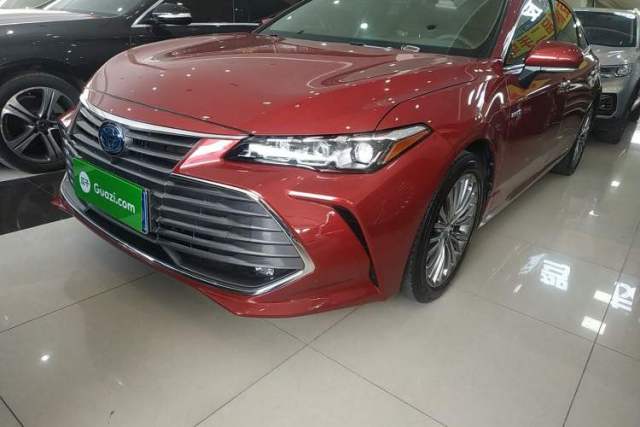 Used Toyota Avalon 2019 Dual-Engine 2.5L XLE Prestige Version China VI Standard